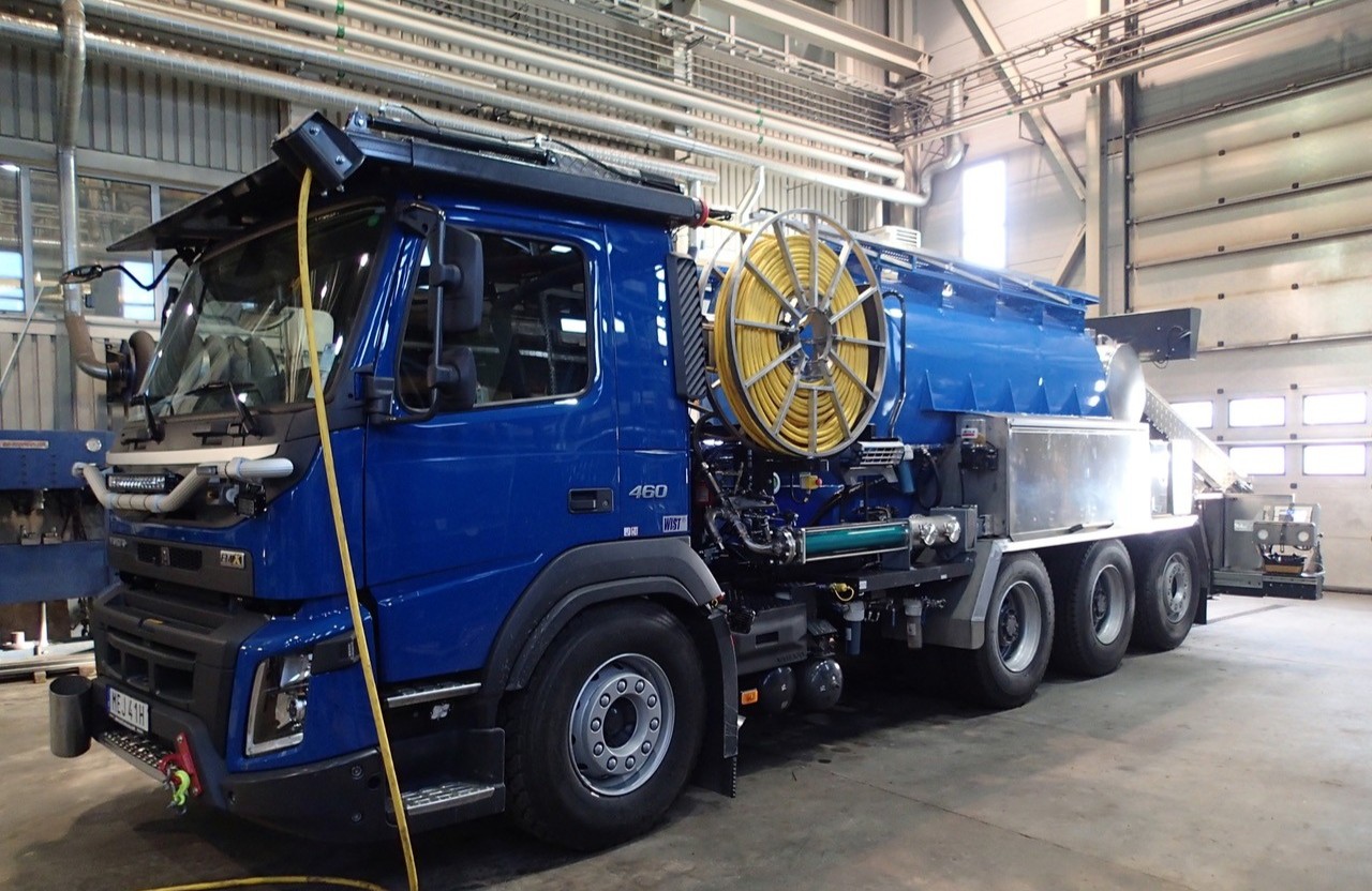 Idag förvandlas en lastbil från en av de stora tillverkarna till ett laddfordon på ett halvår. Foto: NMV.