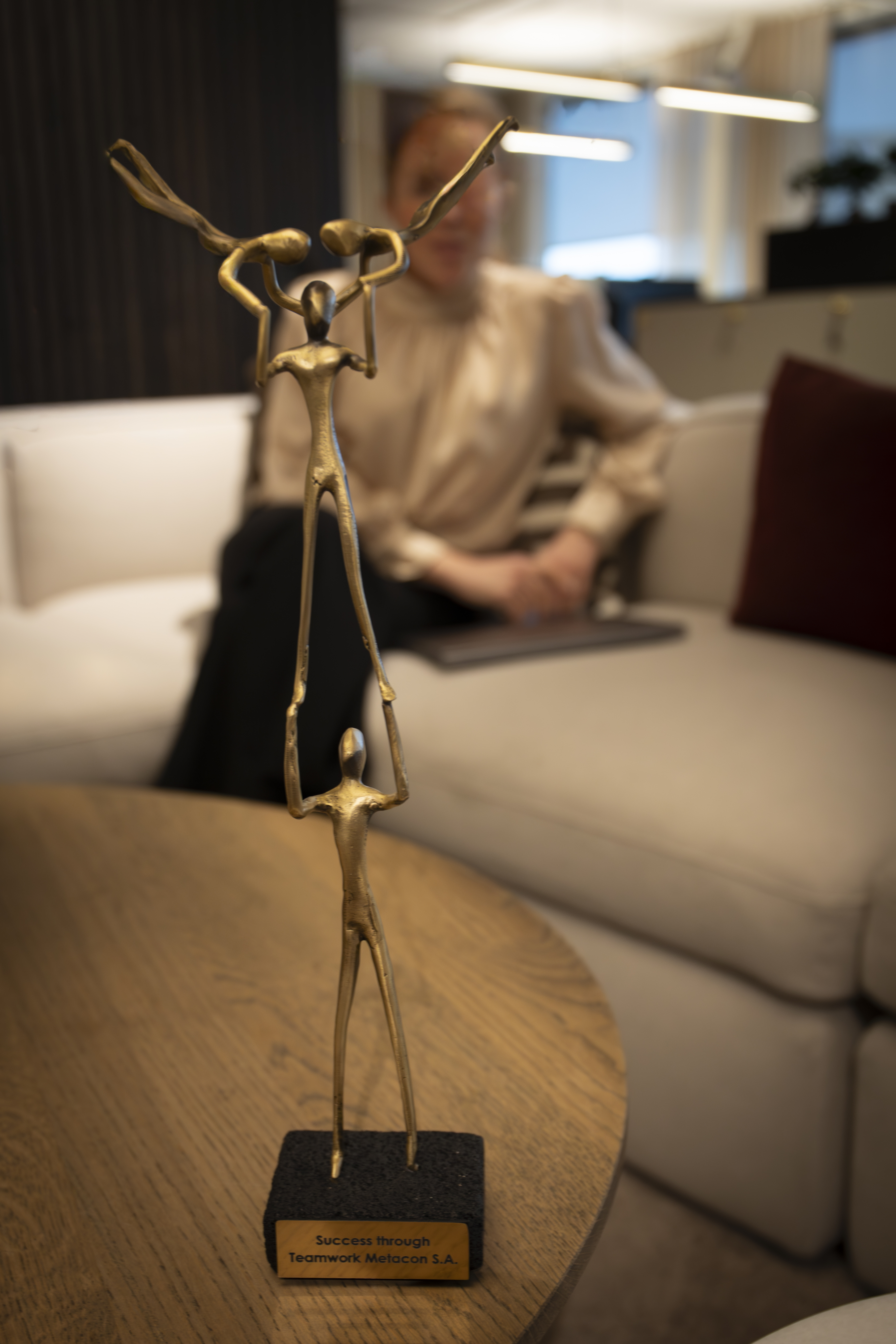 Eftersom sektorn är ung behöver Metacon leta brett när de rekryterar nya medarbetare.