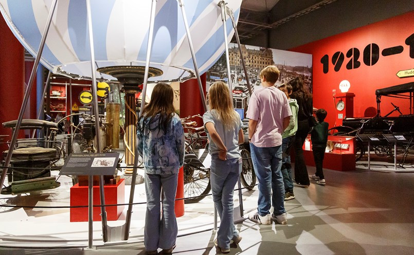 Ett av Tekniska museets nationella uppdrag är att öka intresset för teknik, naturvetenskap och matematik, främst hos unga. Foto: Pressbild Tekniska museet/Anna Gerdén.